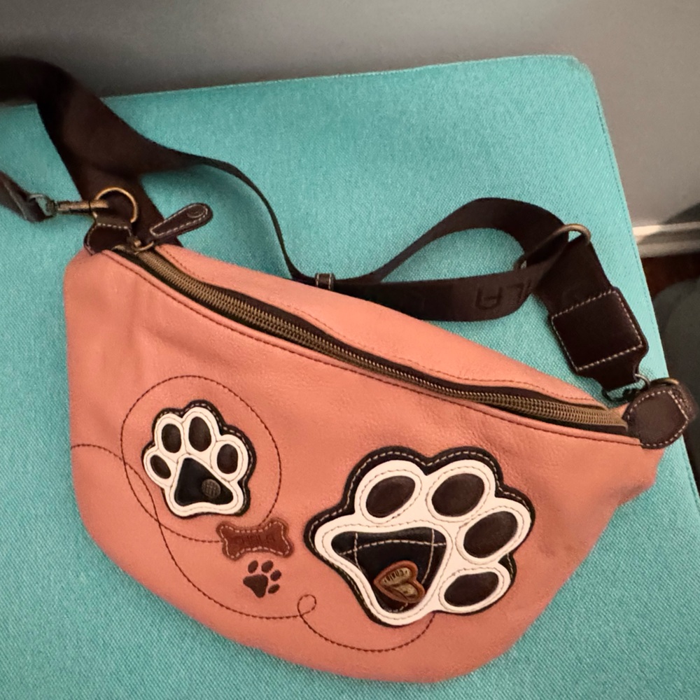 Chala Pawprint Sling